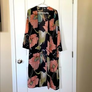 Floral pattern lightweight swimsuit cover long duster medium